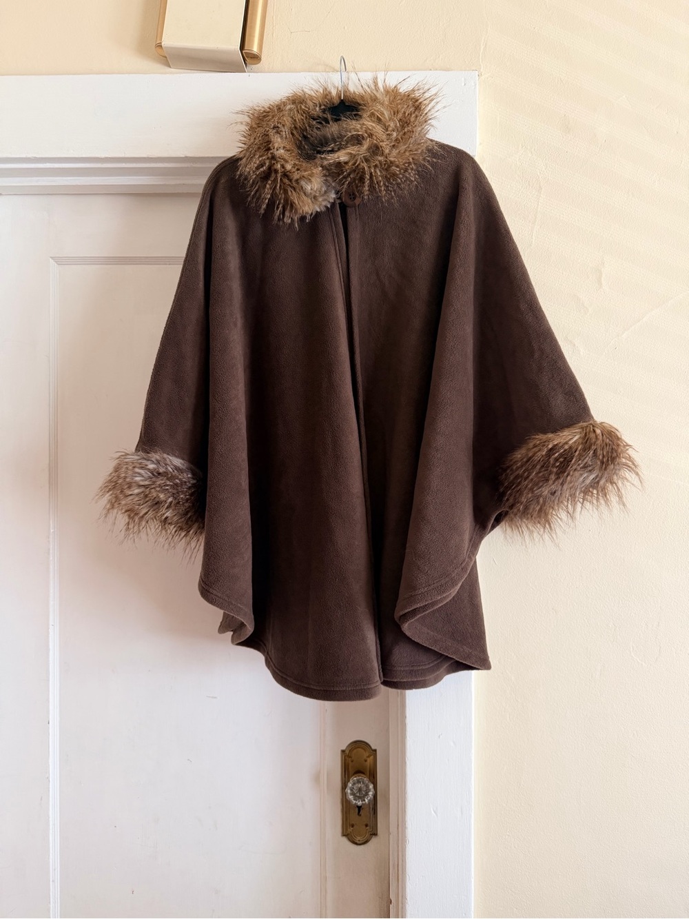 Parkhurst Brown Fleece Cape Faux Fur Collar Cuffs Made in Canada
